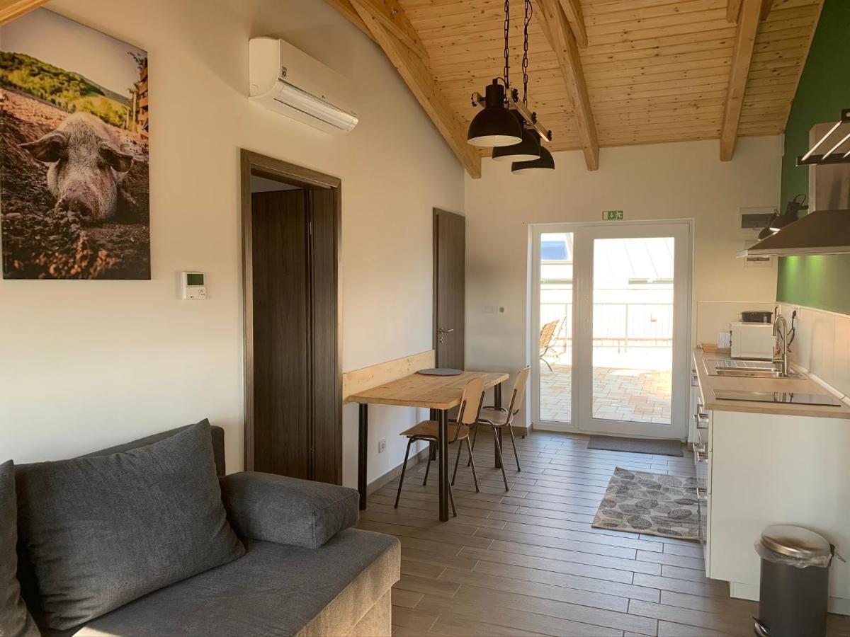 Oeregtoelgy Apartman Szár Extérieur photo